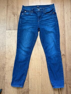 GAP Women's Deep Blue True Skinny Jeans size 27/4